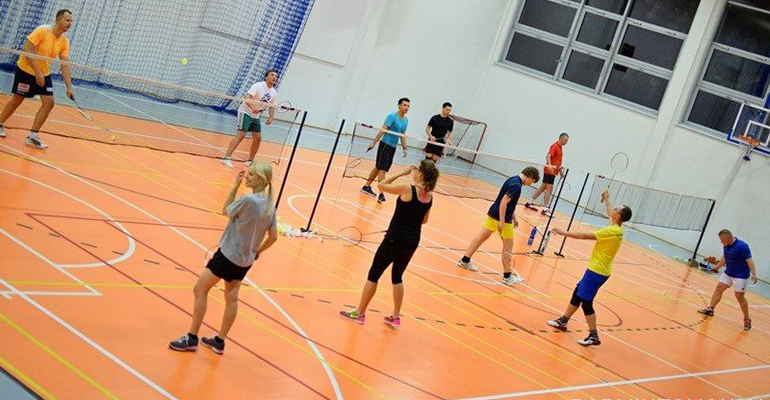 Badminton na kortach Skarżyńskiego 8 Warszawa Ochota